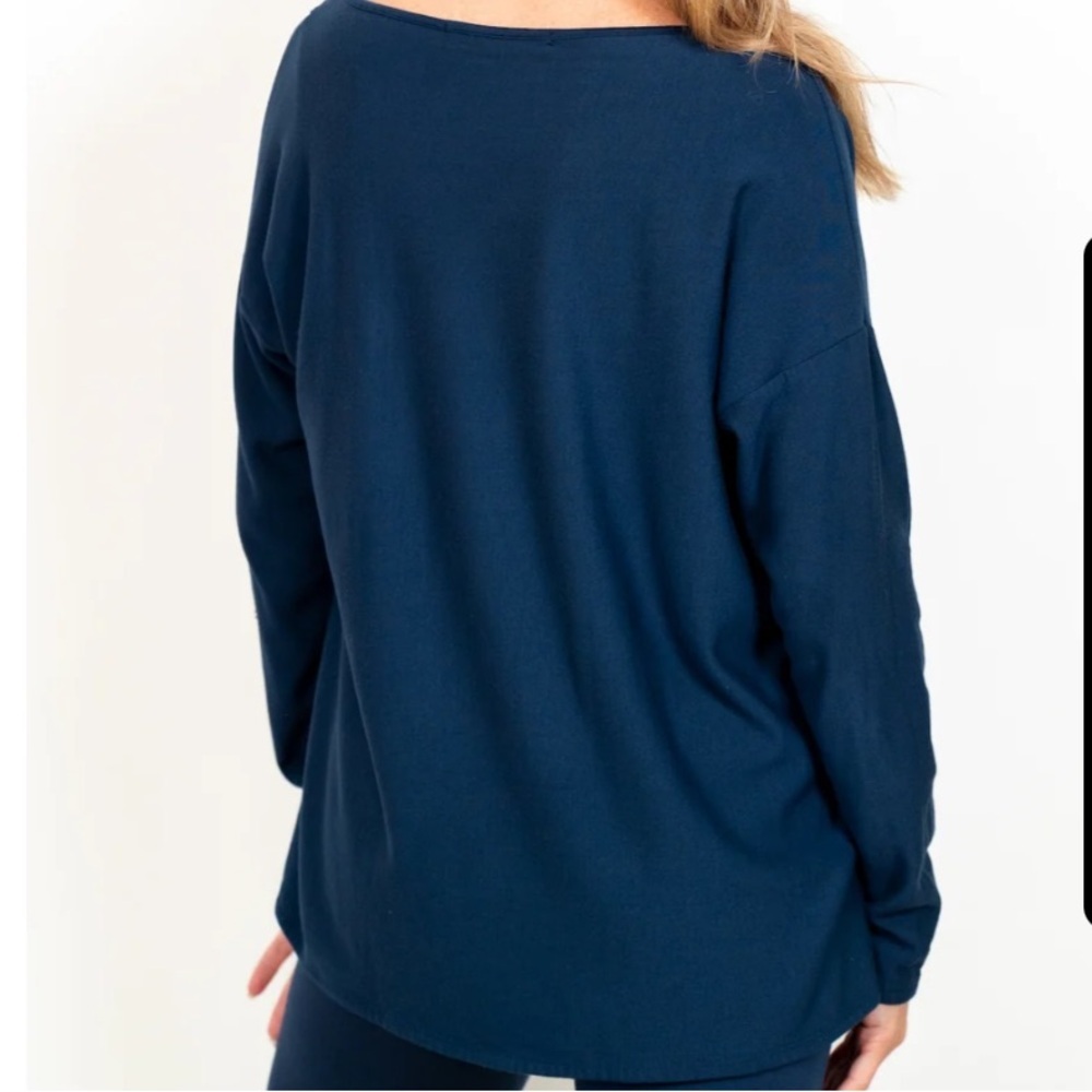 J.J. Winks "Sweater Weather"  Navy Blue Top size M. Built in bra View 6